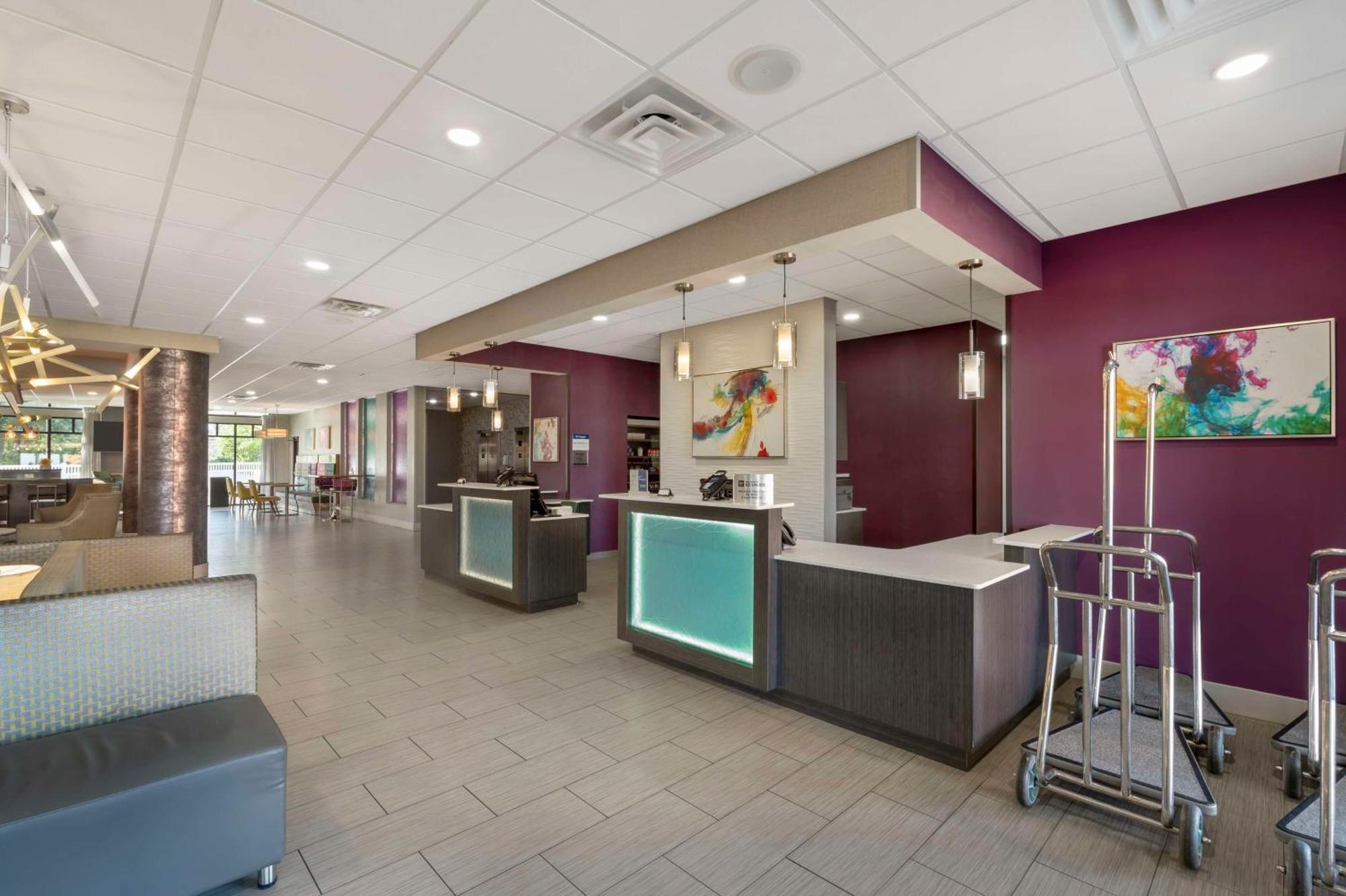 Best Western Plus Ruston Hotel Exterior photo